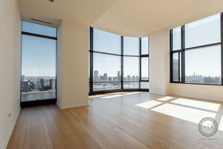 50 Nations Plaza #34A