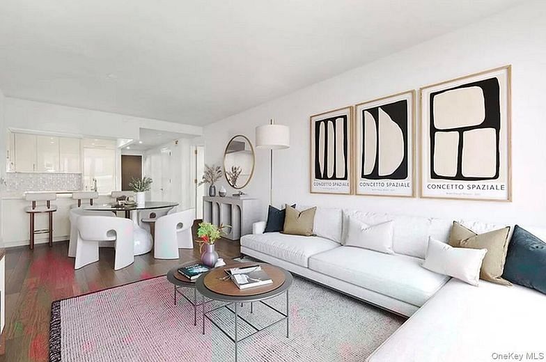 50 Riverside Boulevard #15M
