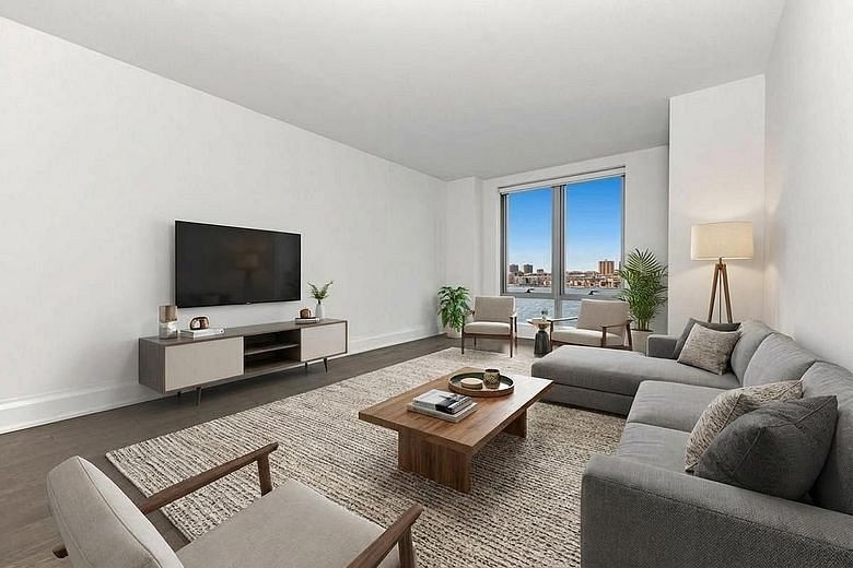 50 Riverside Boulevard #9A