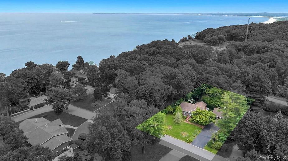 50 Soundview Drive