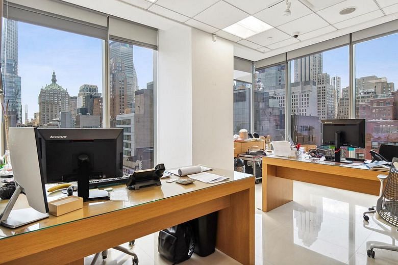50 West 47th Street #1609