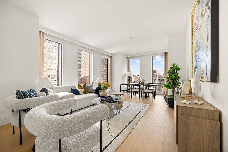 50 West 66th Street #15A