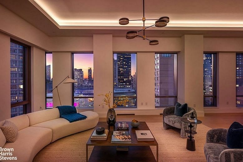 50 West 66th Street #17F