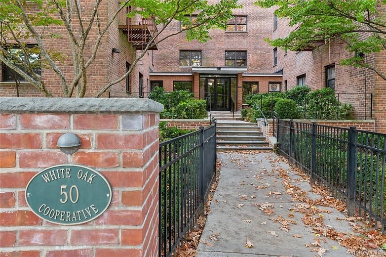 50 White Oak Street #1E