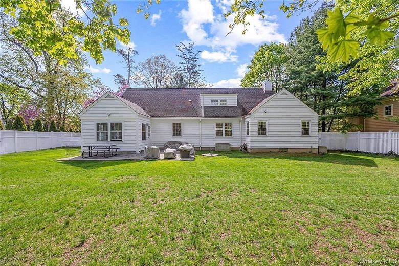 50 Wilmot Road