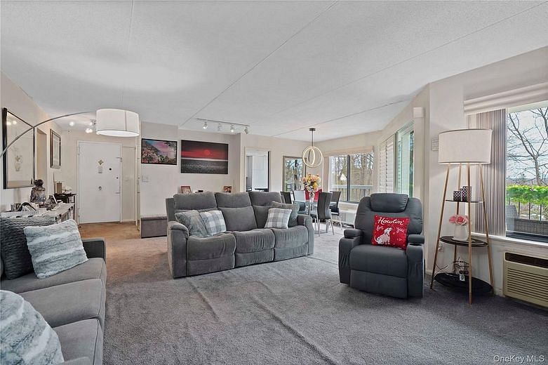 500 High Point Drive #211