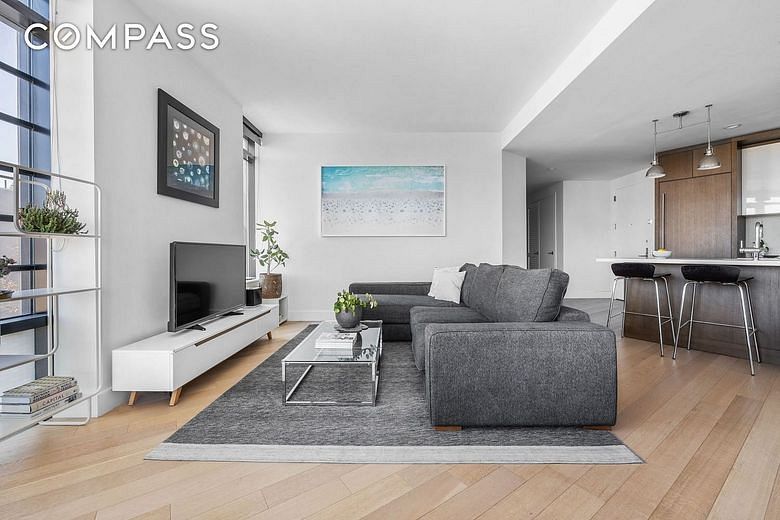 500 Waverly Avenue #5C