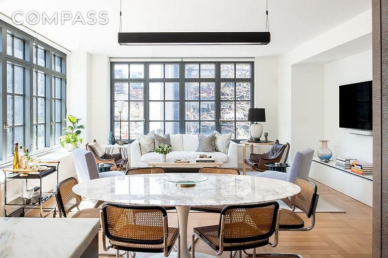 500 West 21st Street #2G