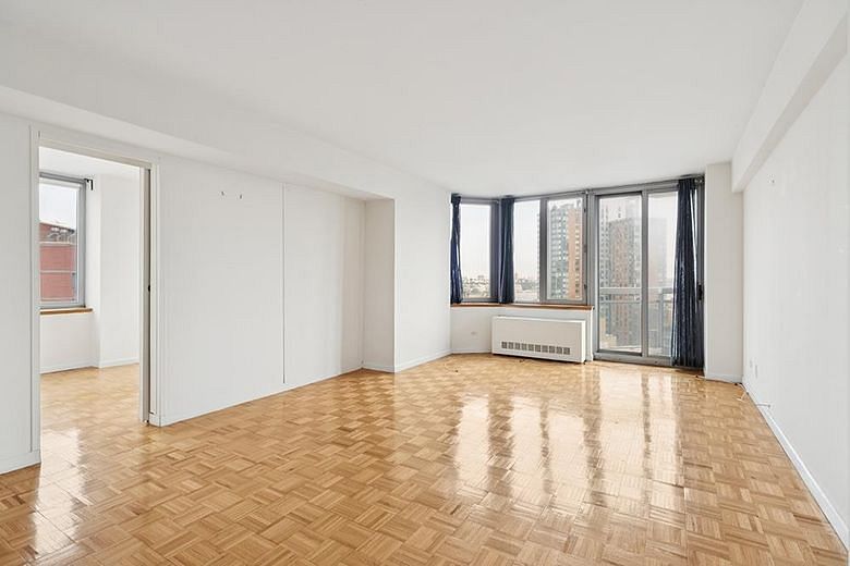 500 West 43rd Street #20HJ
