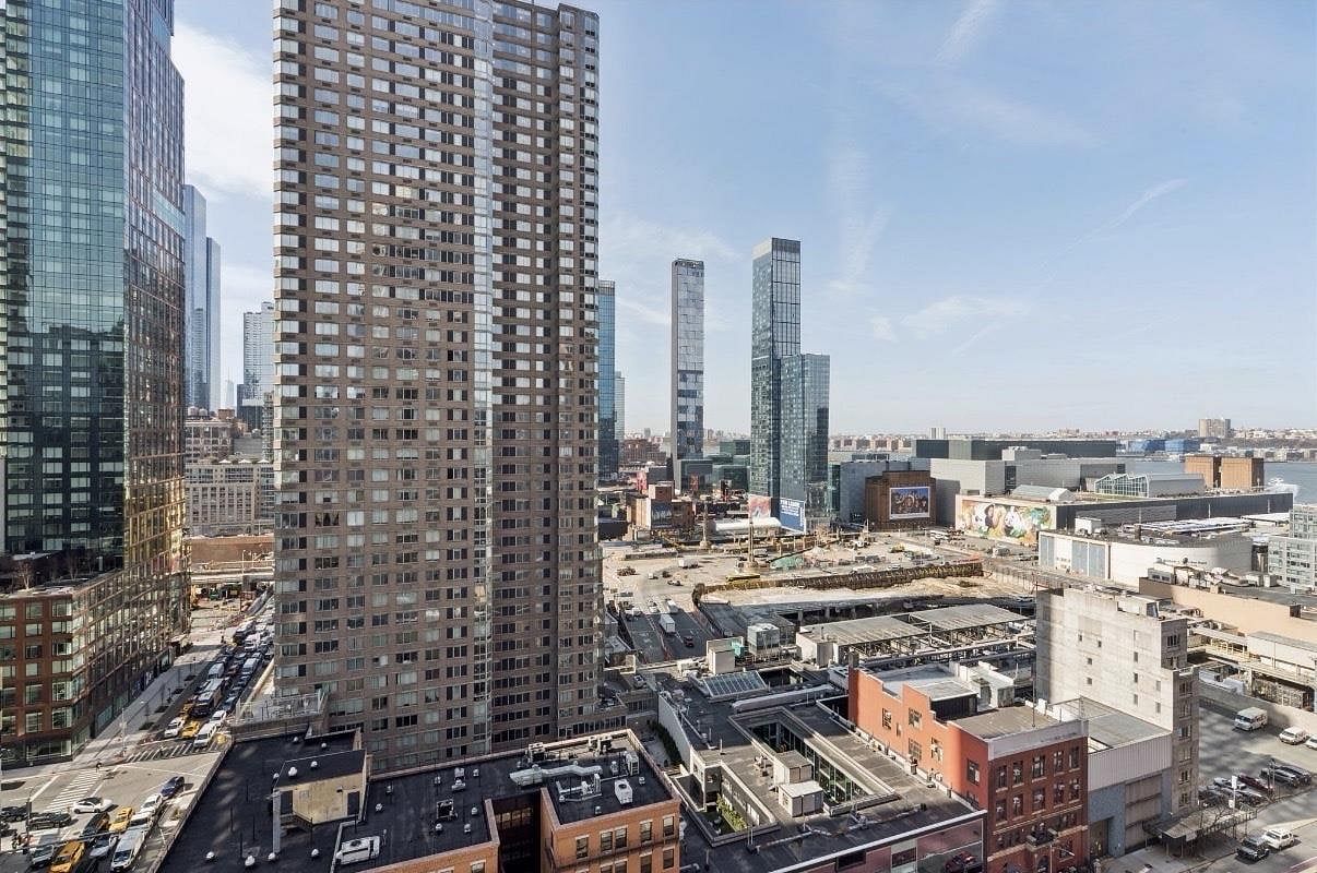 500 West 43rd Street #21B