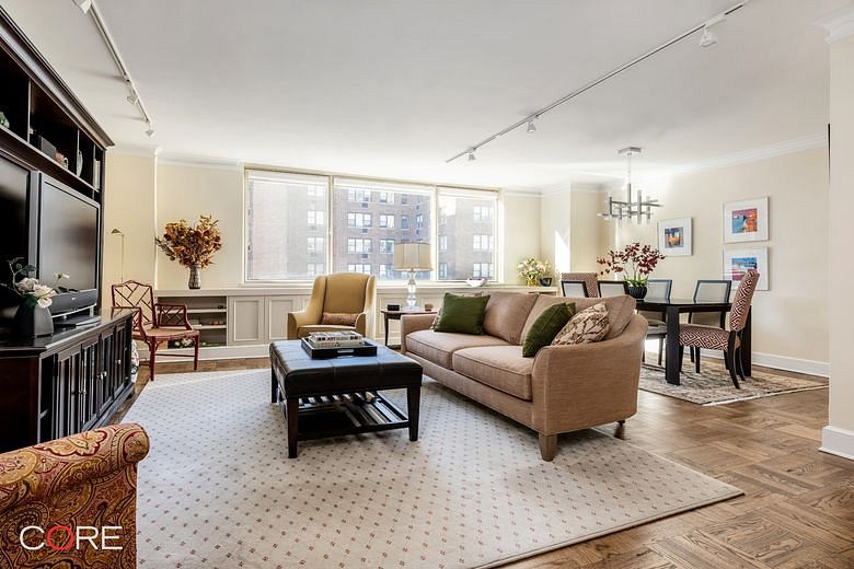 501 East 79th Street #10C