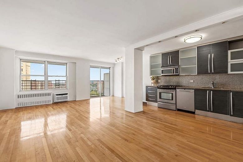 501 Surf Avenue #20E