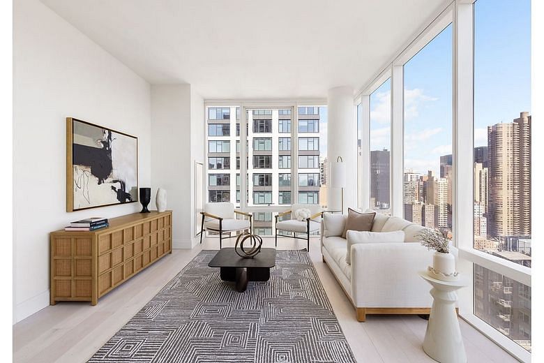 501 Third Avenue #30B