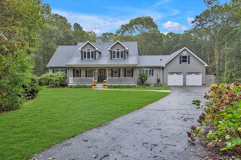 501 Wading River Road