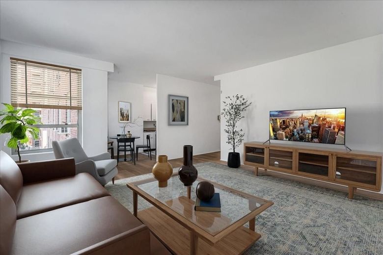 70-100 La Salle Street #3a