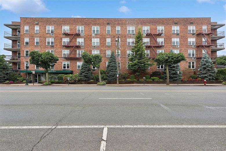 504 Merrick Road #GF