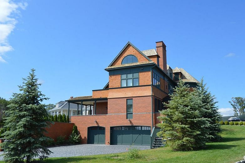 5041 Goodridge Avenue #1