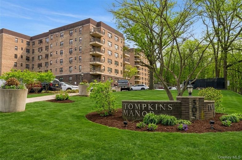 505 Central Avenue #618