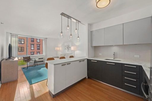 Image 1 of 11 for 505 West 47th Street #4ES in Manhattan, New York, NY, 10036