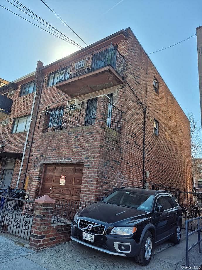 5050 69th Street #4 APT