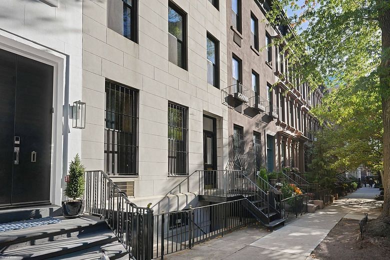 507 East 84th Street