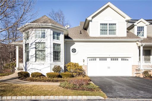 Image 1 of 33 for 8 Bethpage Court in Westchester, Cortlandt Manor, NY, 10567