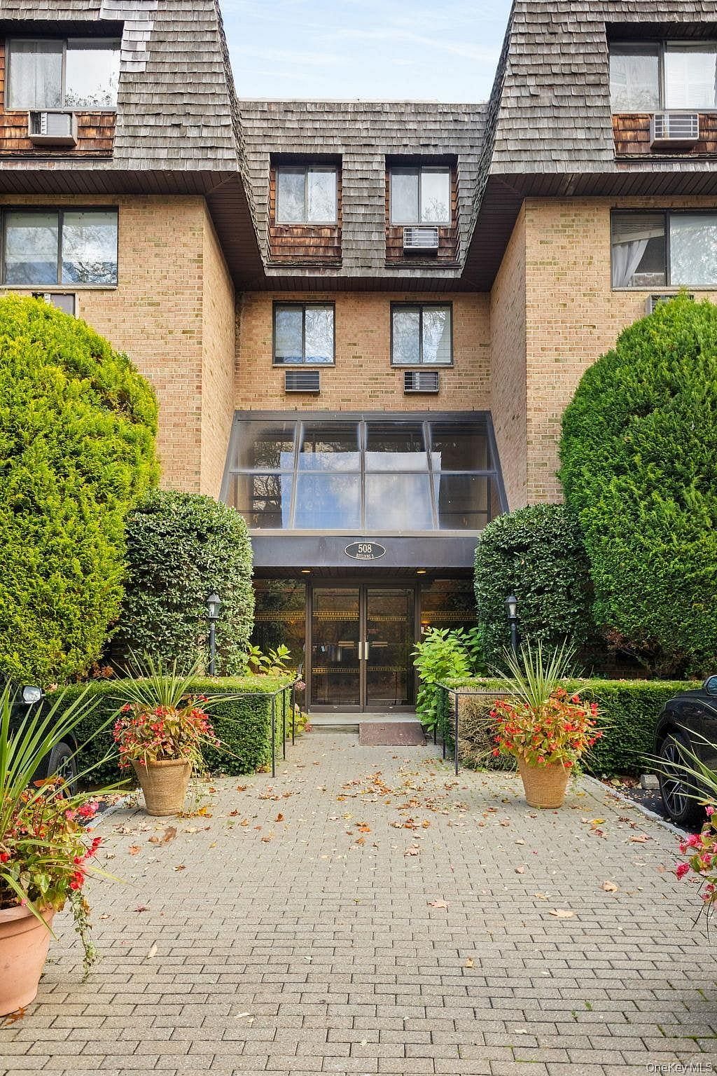 Image 1 of 14 for 508 Central Park Avenue #5310 in Westchester, Scarsdale, NY, 10583
