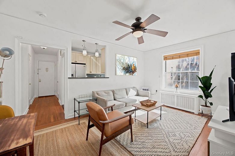 51-34 30th Avenue #4P