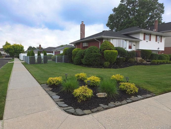51 Eileen Avenue