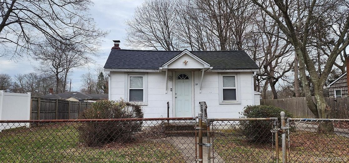 51 Hackensack Road