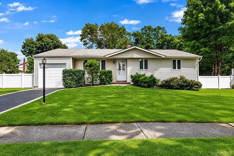 51 Longworth Avenue
