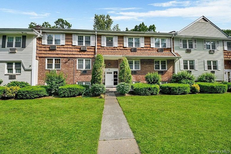 51 Lorraine Terrace #224