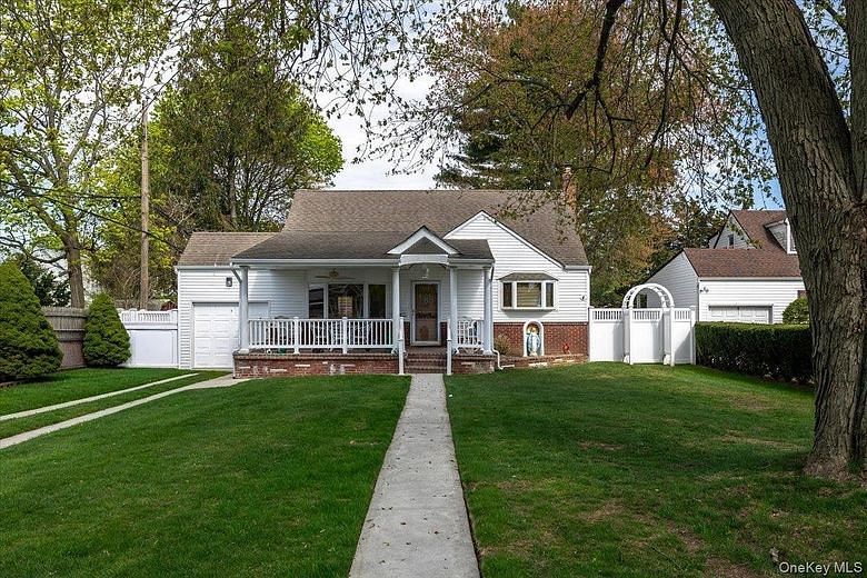 51 Louis Drive