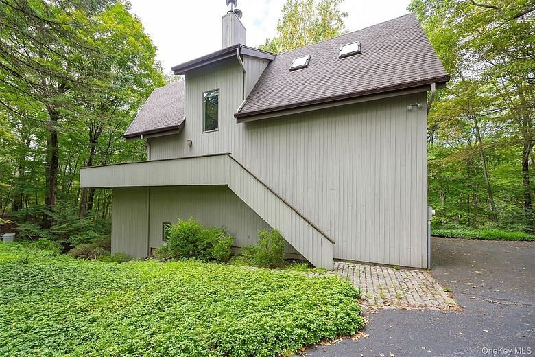 51 Major Lockwood Lane