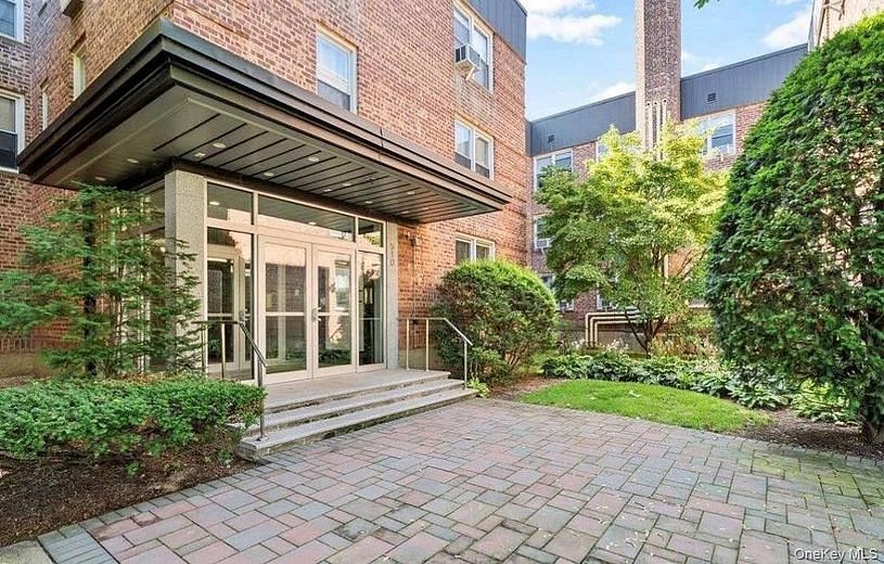 510 Dubois Ave #3 C