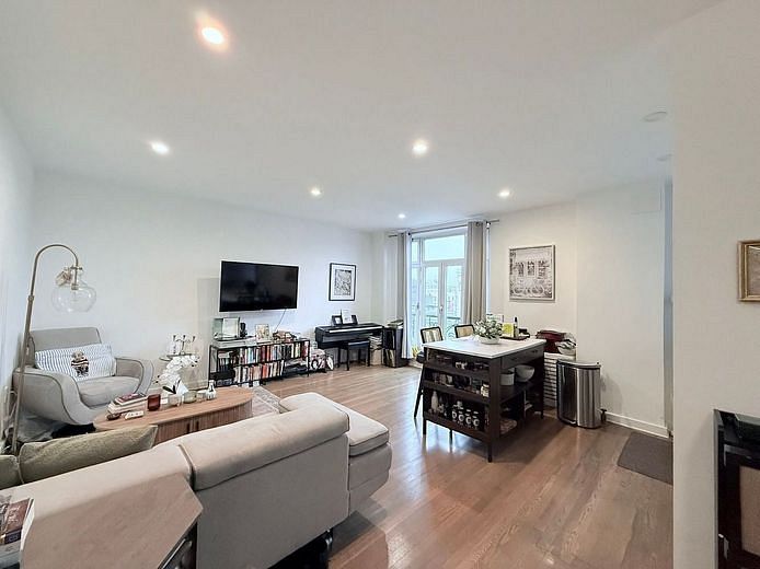 510 West 110th Street #PH12D