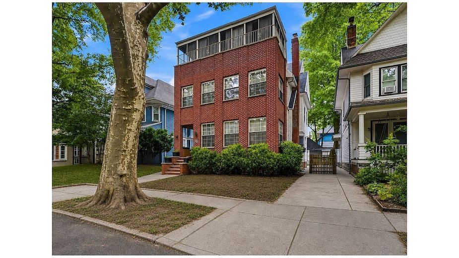 511 Argyle Road