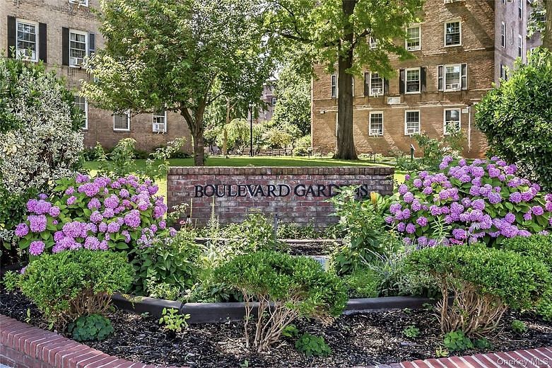 5140 30 Avenue #4-D
