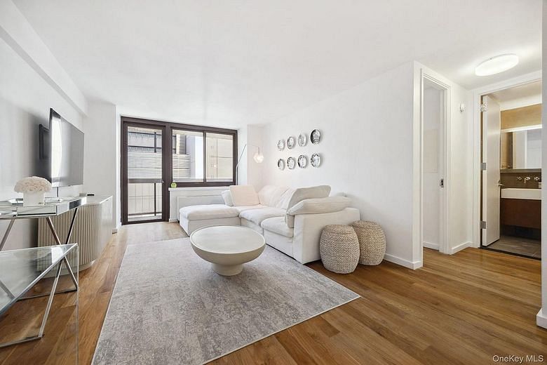 515 E 72nd Street #7H