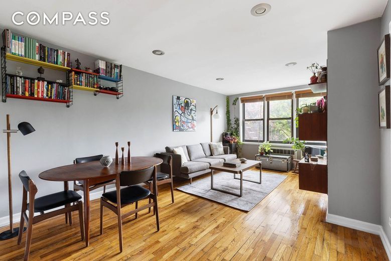 Image 1 of 11 for 515 East 7th Street #2E in Brooklyn, BROOKLYN, NY, 11218