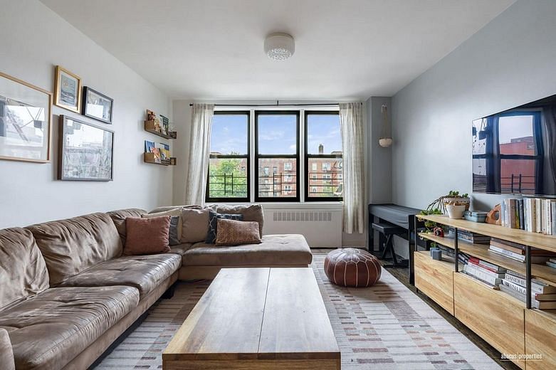 515 East 7th Street #5H