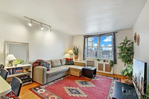Image 1 of 9 for 515 East 88th Street #5N in Manhattan, New York, NY, 10128