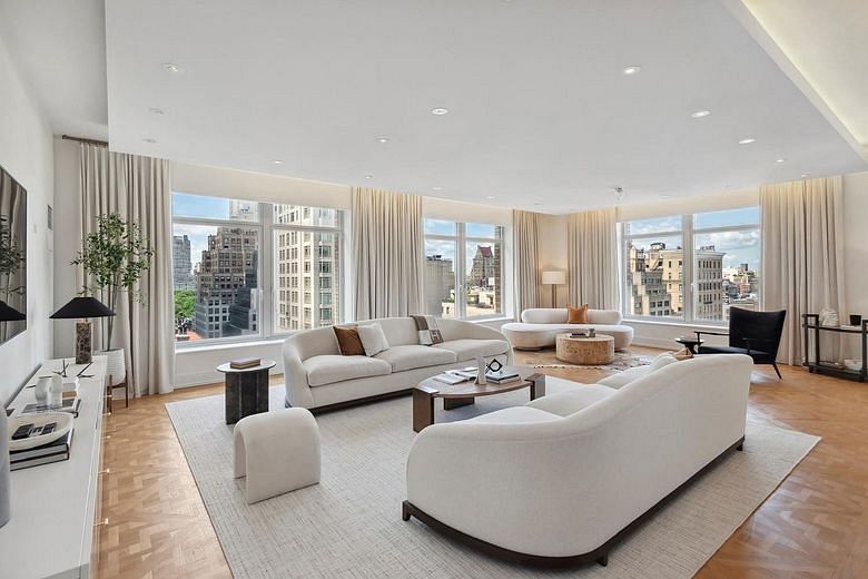 515 Park Avenue #19FL