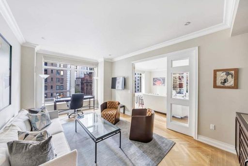 Image 1 of 12 for 515 Park Avenue #5A in Manhattan, NEW YORK, NY, 10022