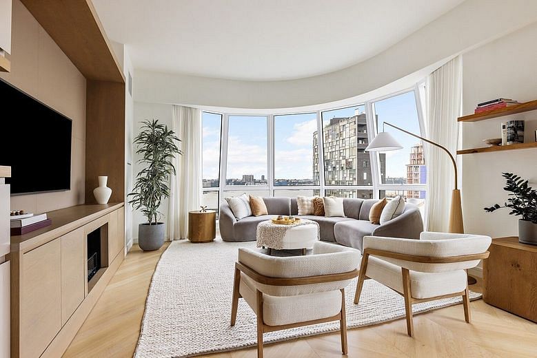 515 West 18th Street #1701