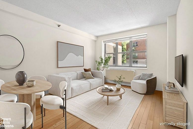 516 West 47th Street #N2H