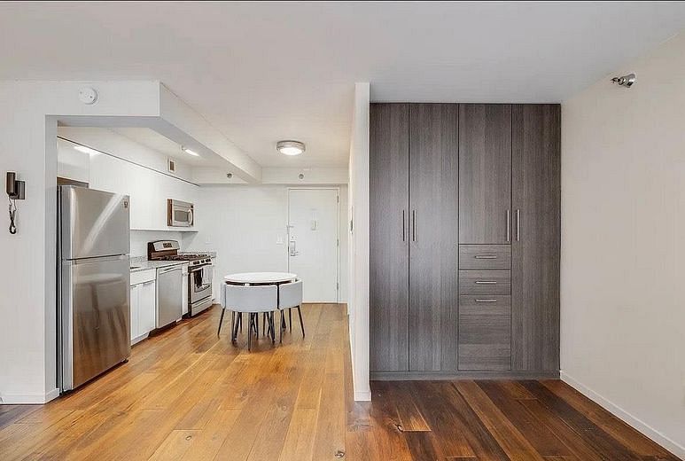 516 West 47th Street #N4D