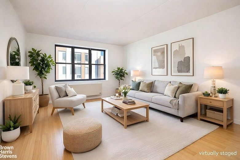 516 West 47th Street #N6E