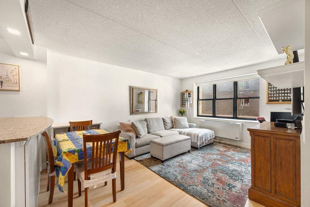 Image 1 of 14 for 516 West 47th Street #S4H in Manhattan, NEW YORK, NY, 10036