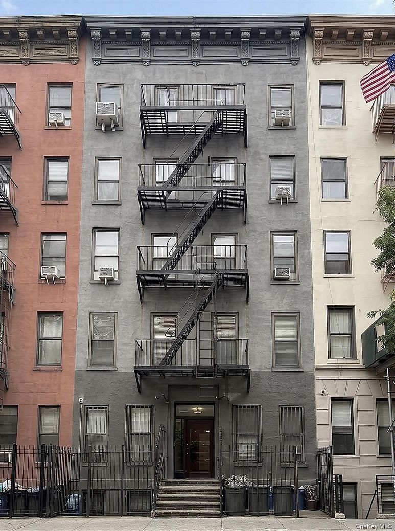 517 W 48th Street #3FE